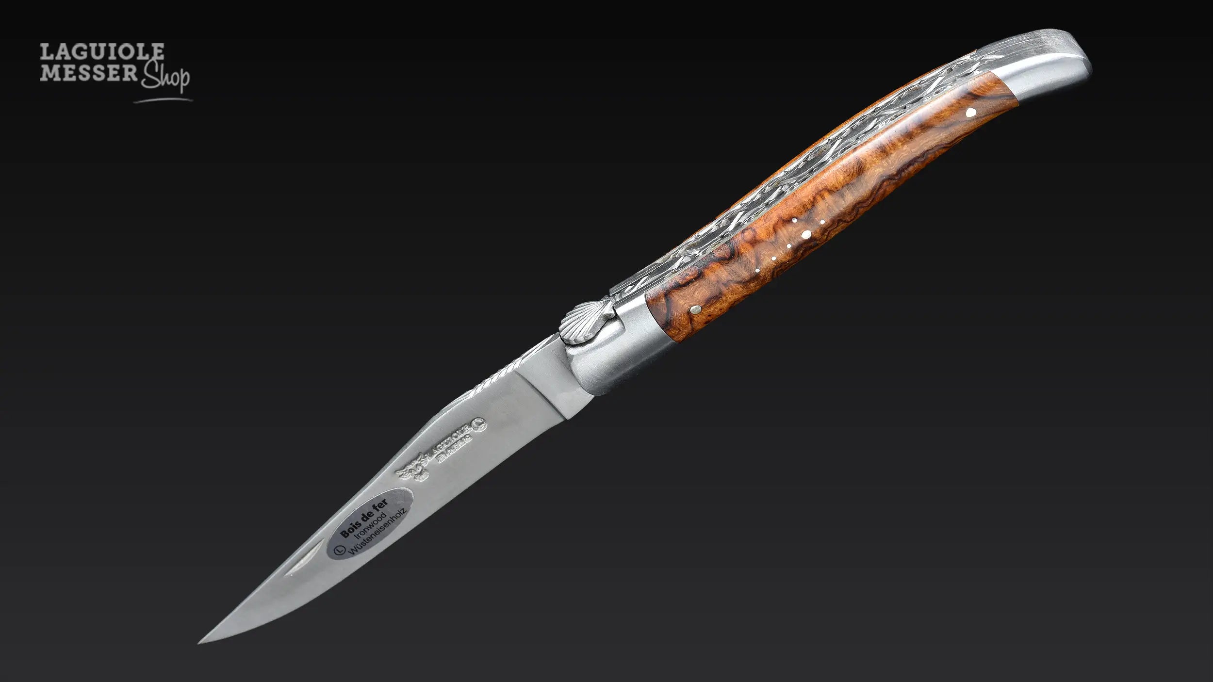 Laguiole en Aubrac Taschenmesser mit Eisenholzgriff und Coquille St. Jacques, geöffnet