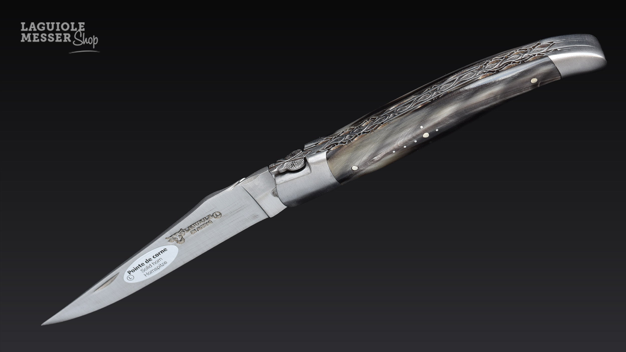 Laguiole en Aubrac Taschenmesser mit Griffschalen aus Hornspitze, Double Platines und geöffneter Klinge,