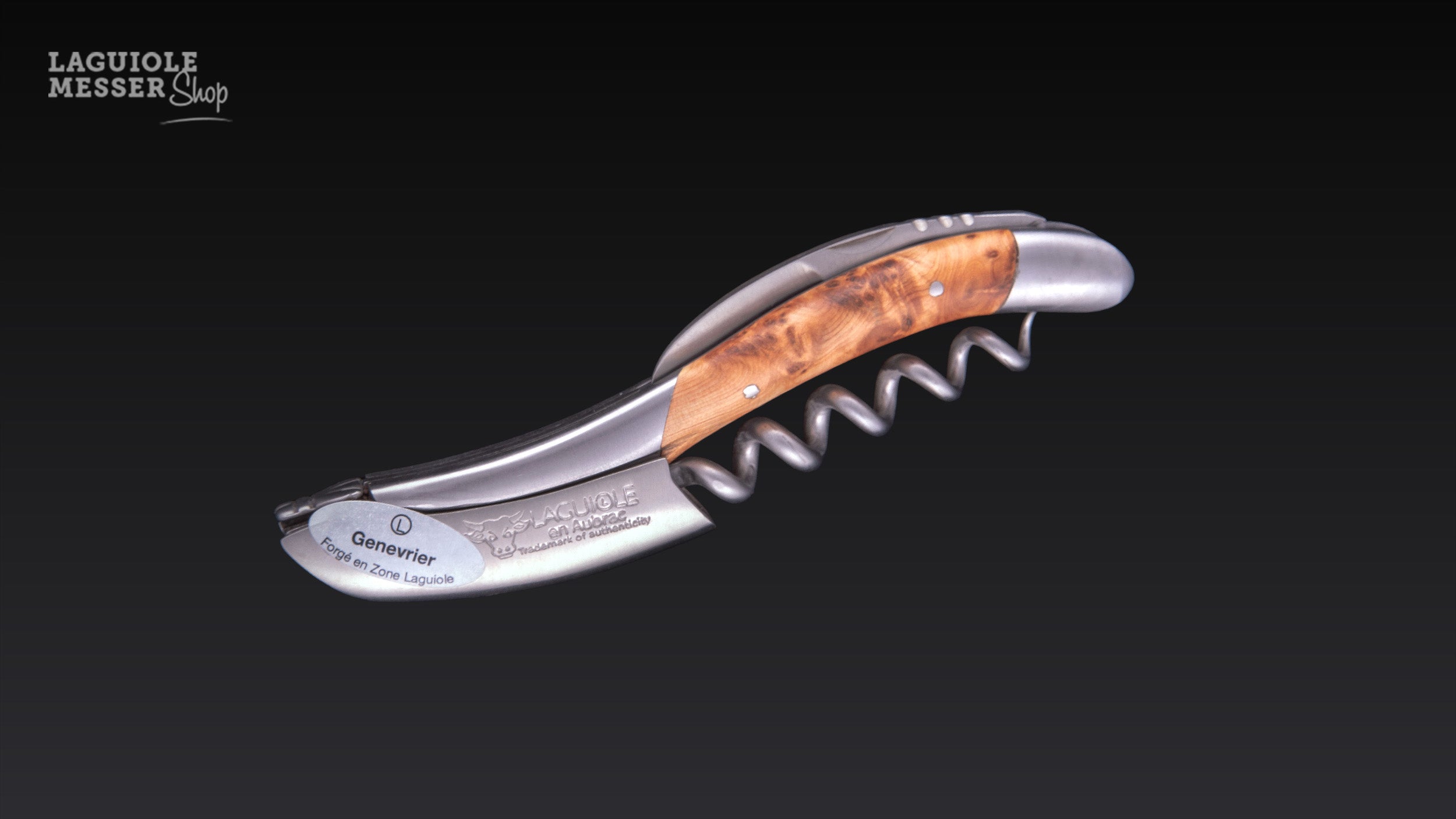 Laguiole en Aubrac Sommelier Taschenmesser mit Griff aus Wacholderholz, geschlossen dargestellt