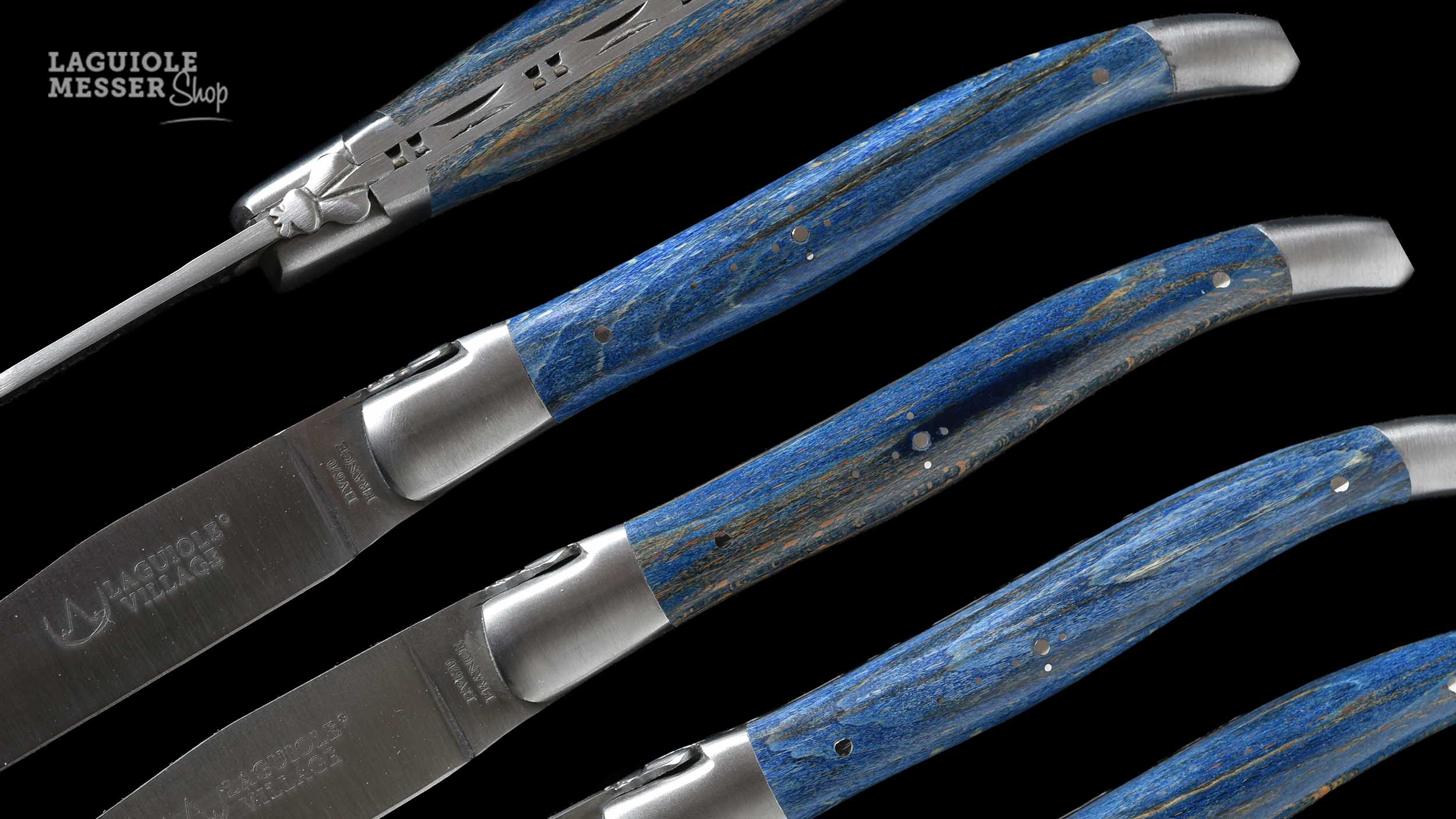 Laguiole Village Detailansicht Steakmesser Griff aus Buchenholz bleu roi mit geschmiedeter Biene