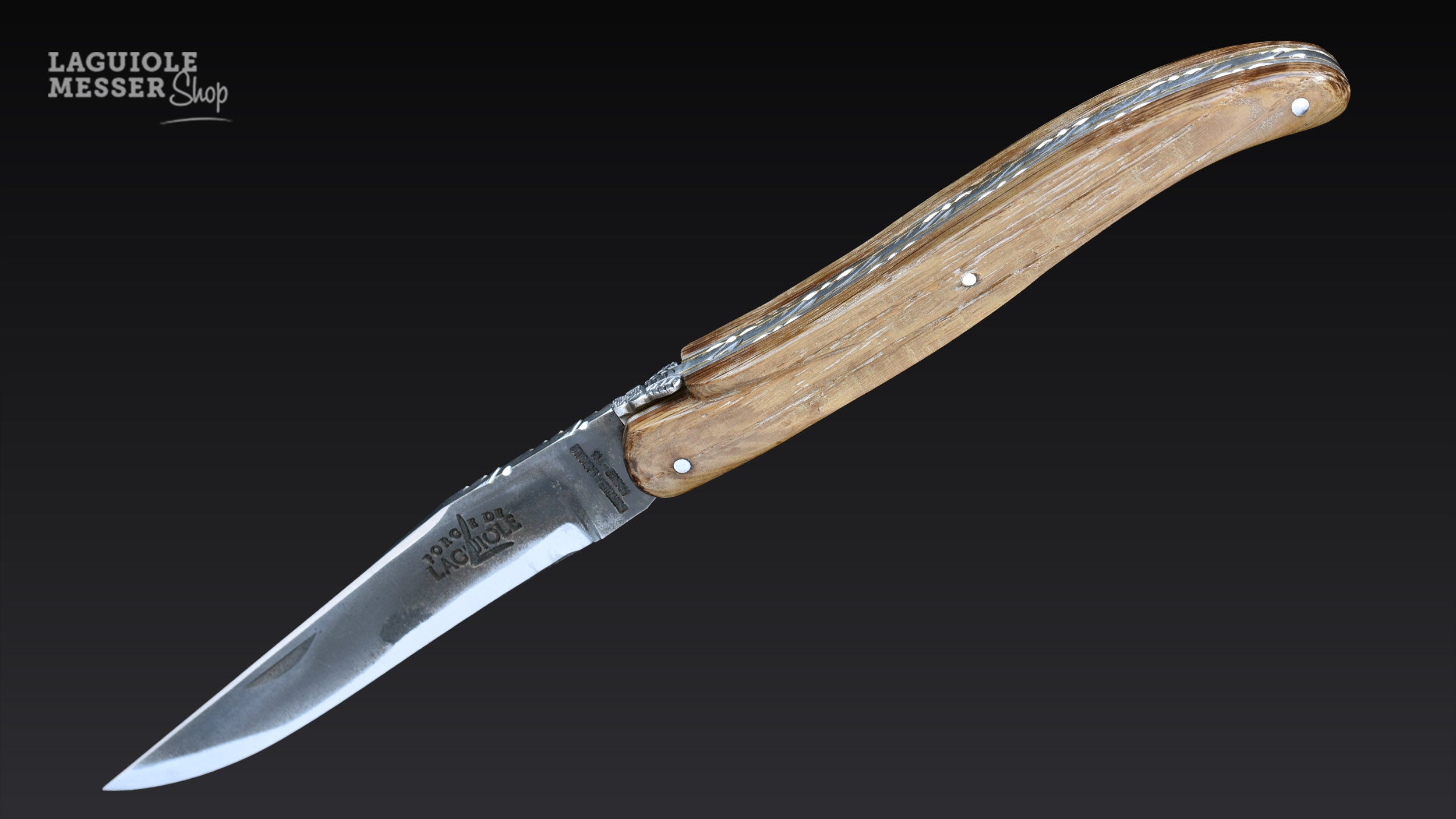 Forge de Laguiole Taschenmesser aus Eichenfassholz mit Brut de Forge Klinge und Doppelplatine