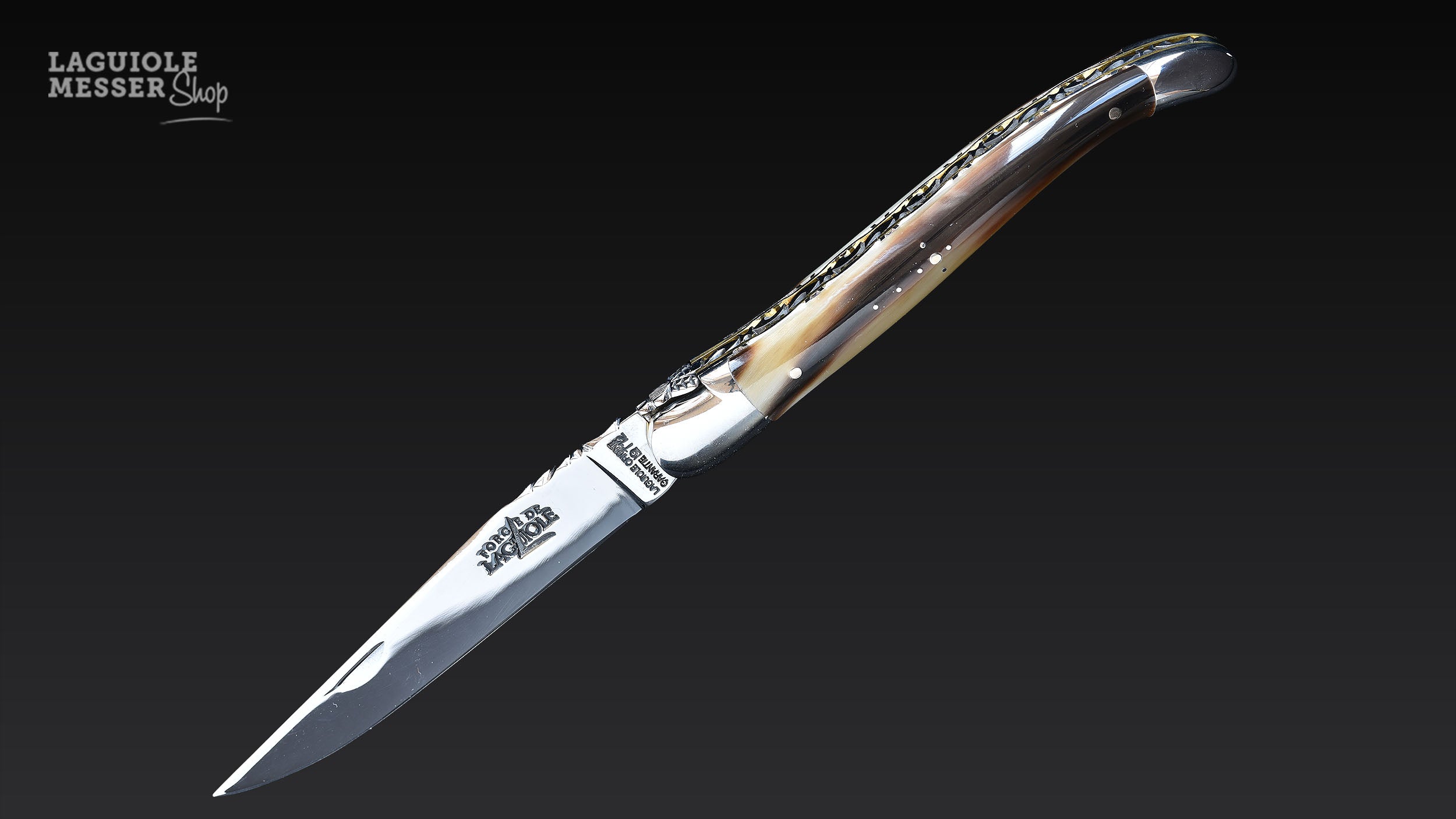 Geöffnetes Forge de Laguiole Taschenmesser mit weissem Horn und Doppelplatine Seitenansicht